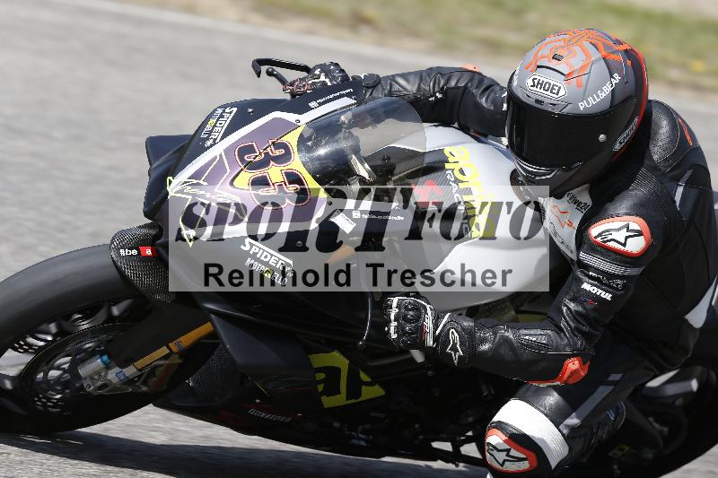 /10 20.04.2026  Pluess Moto Sport ADR/Freies Fahren/33